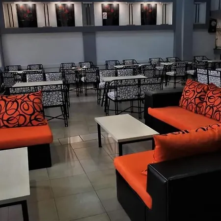 Hotel Elena *