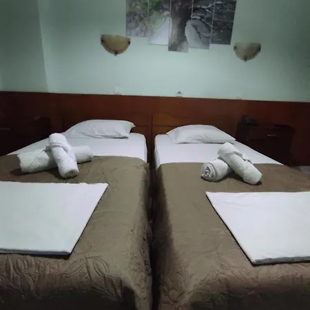 Elena Hotel *